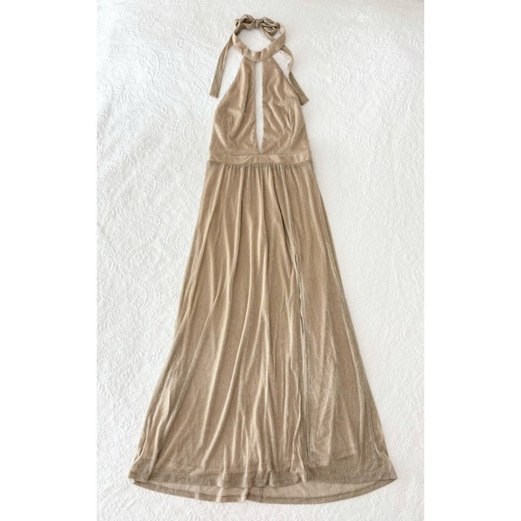 NWOT Lulus Be A Star Gold Halter Maxi Dress Large - Picture 2 of 9
